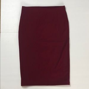Burgundy, ribbed pencil skirt.